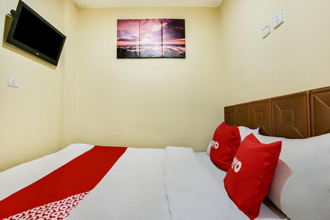 Oyo 43927 Sassana Hotel Kuala Lumpur Buitenkant foto