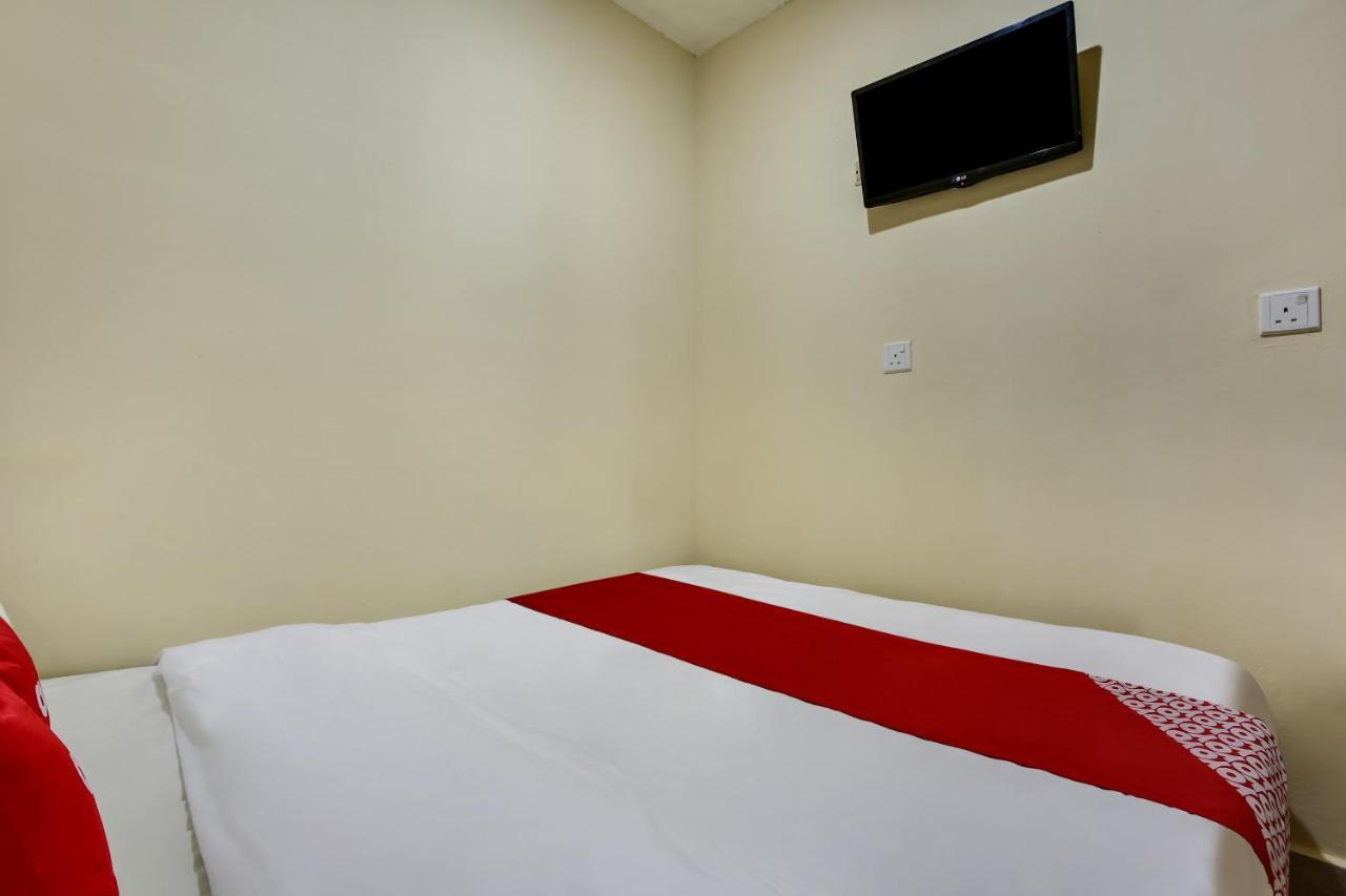 Oyo 43927 Sassana Hotel Kuala Lumpur Buitenkant foto