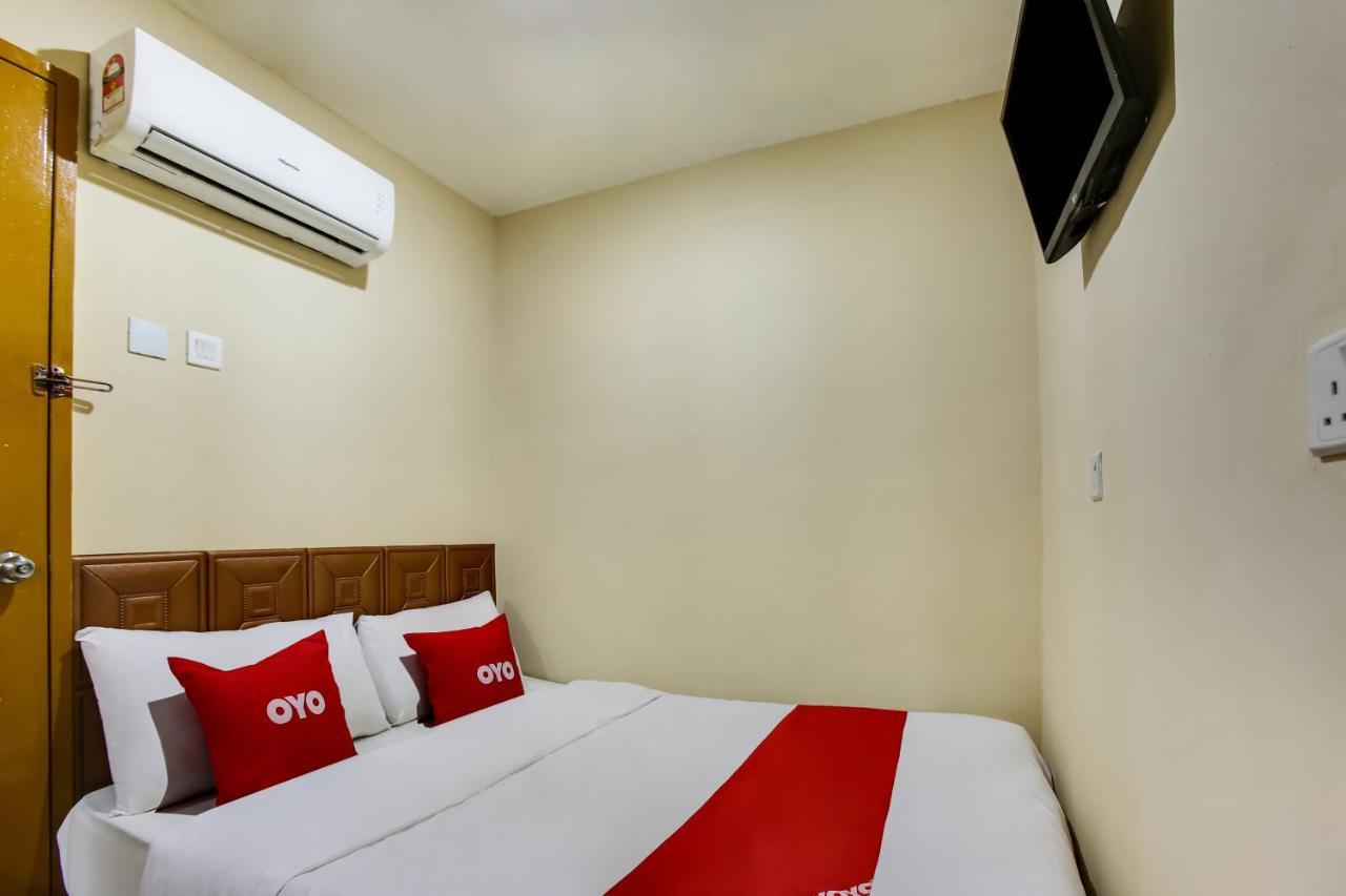 Oyo 43927 Sassana Hotel Kuala Lumpur Buitenkant foto