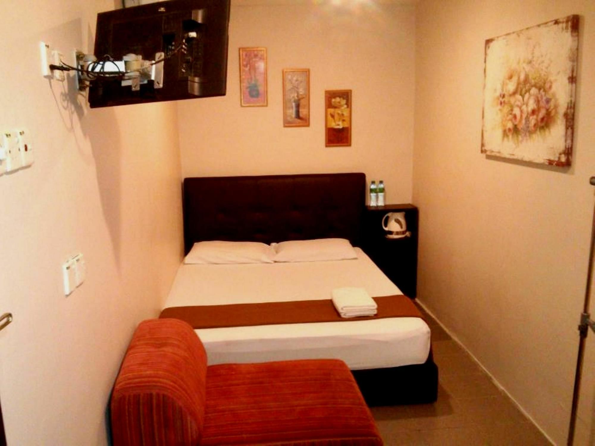 Oyo 43927 Sassana Hotel Kuala Lumpur Buitenkant foto