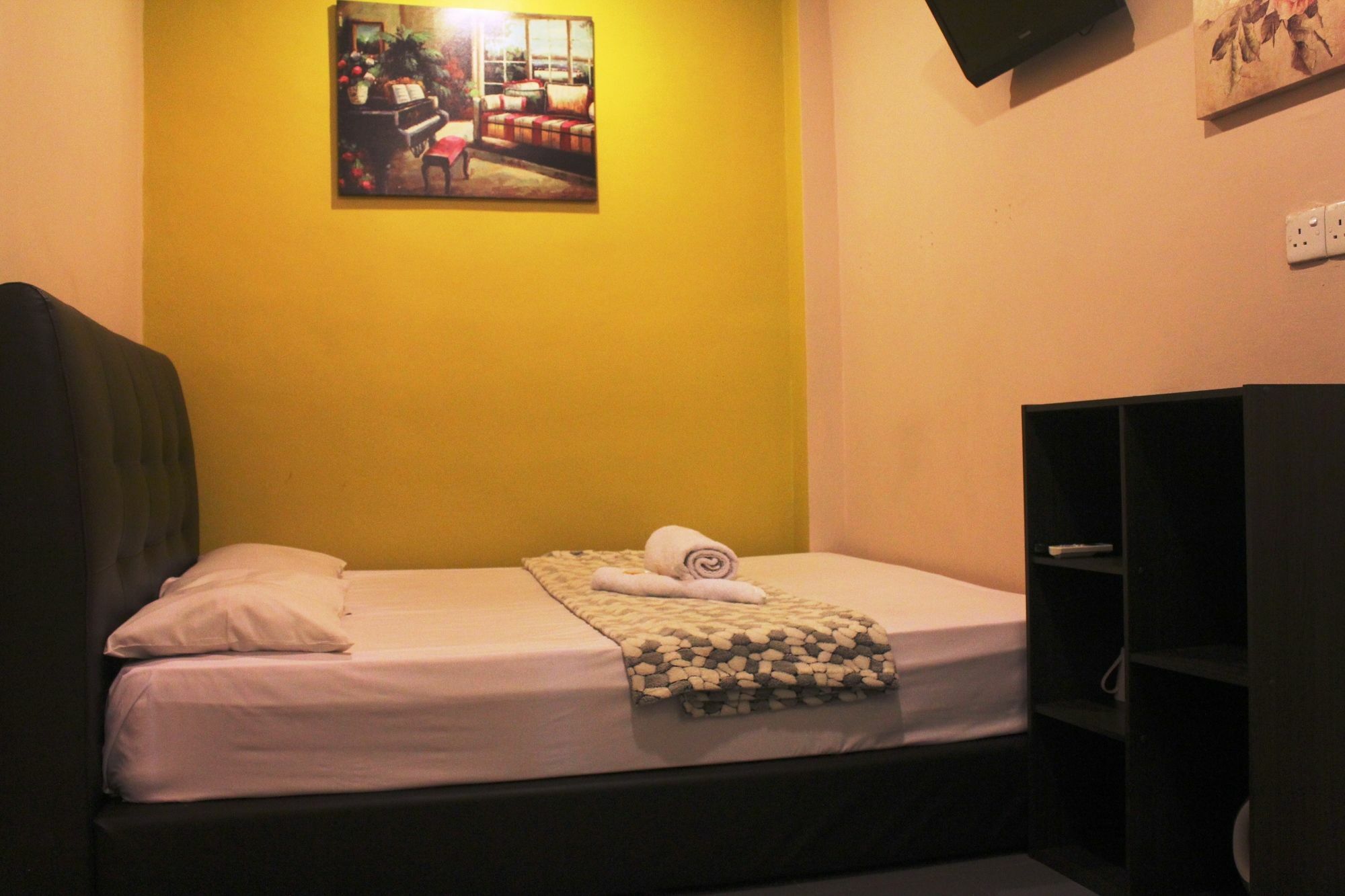 Oyo 43927 Sassana Hotel Kuala Lumpur Buitenkant foto