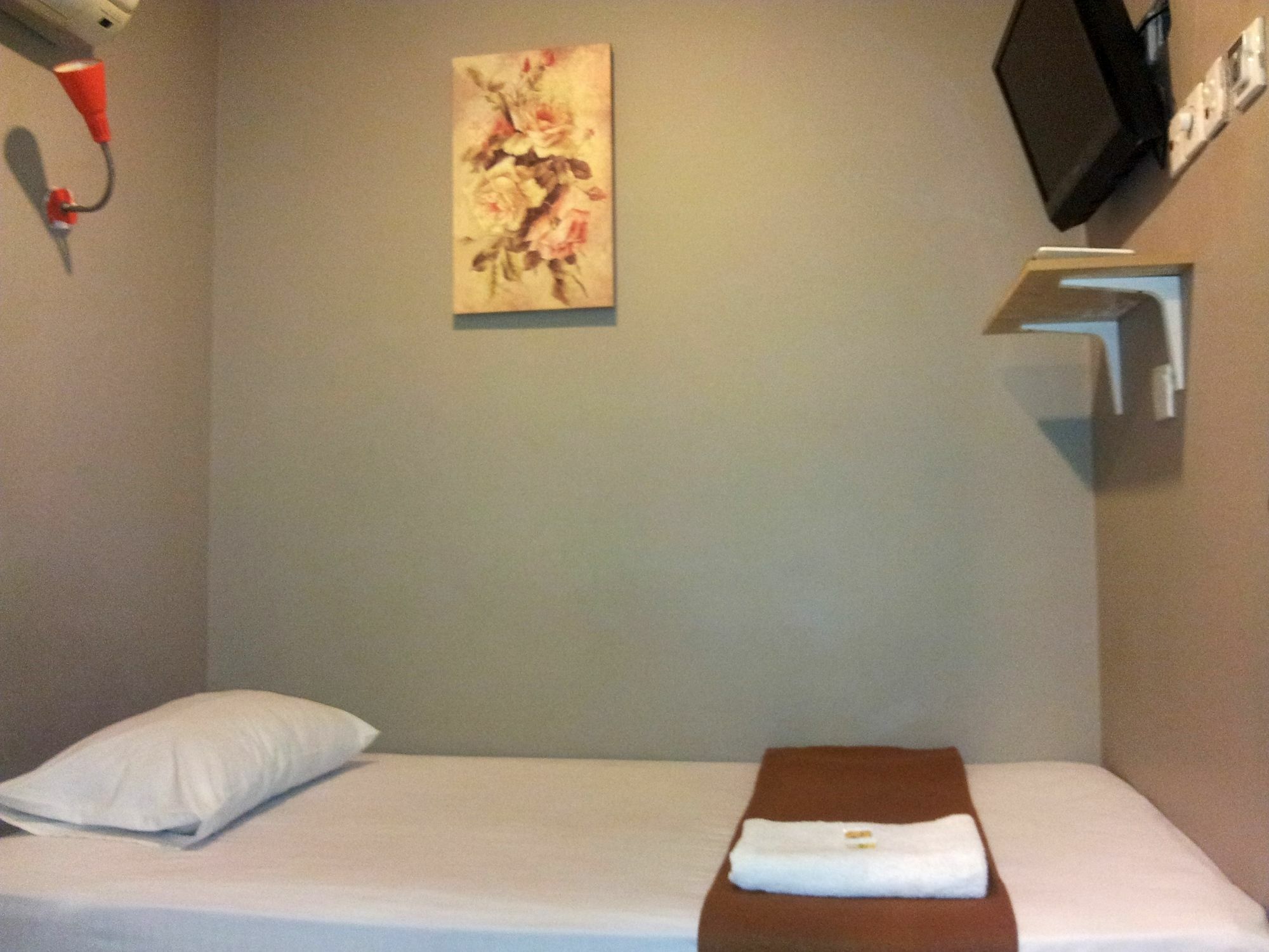 Oyo 43927 Sassana Hotel Kuala Lumpur Buitenkant foto